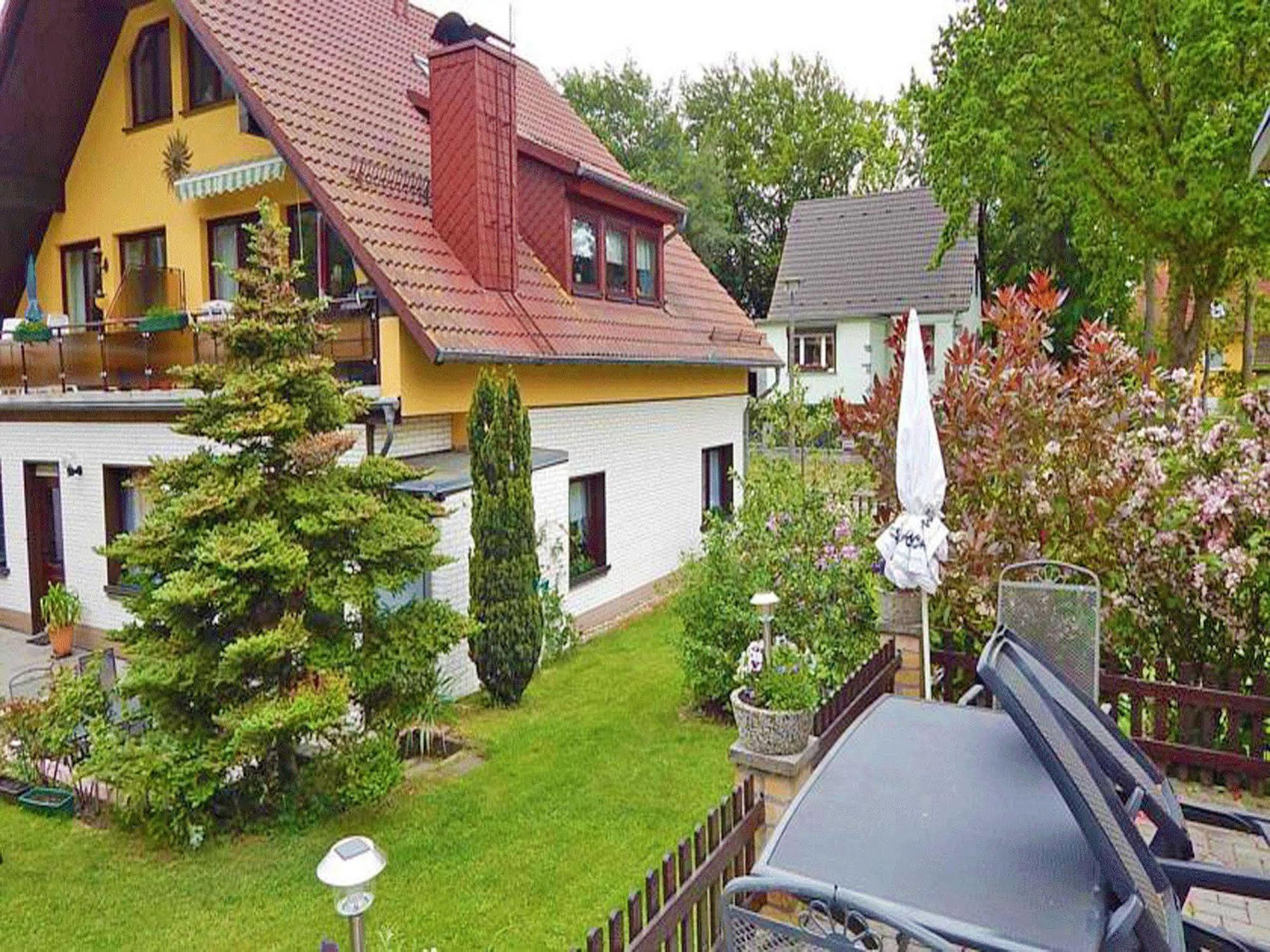 Ferienhus Baabe Fewo 01 Terrasse, Sauna- Und Schwimmbadnutzung Im Ahoi Sellin المظهر الخارجي الصورة
