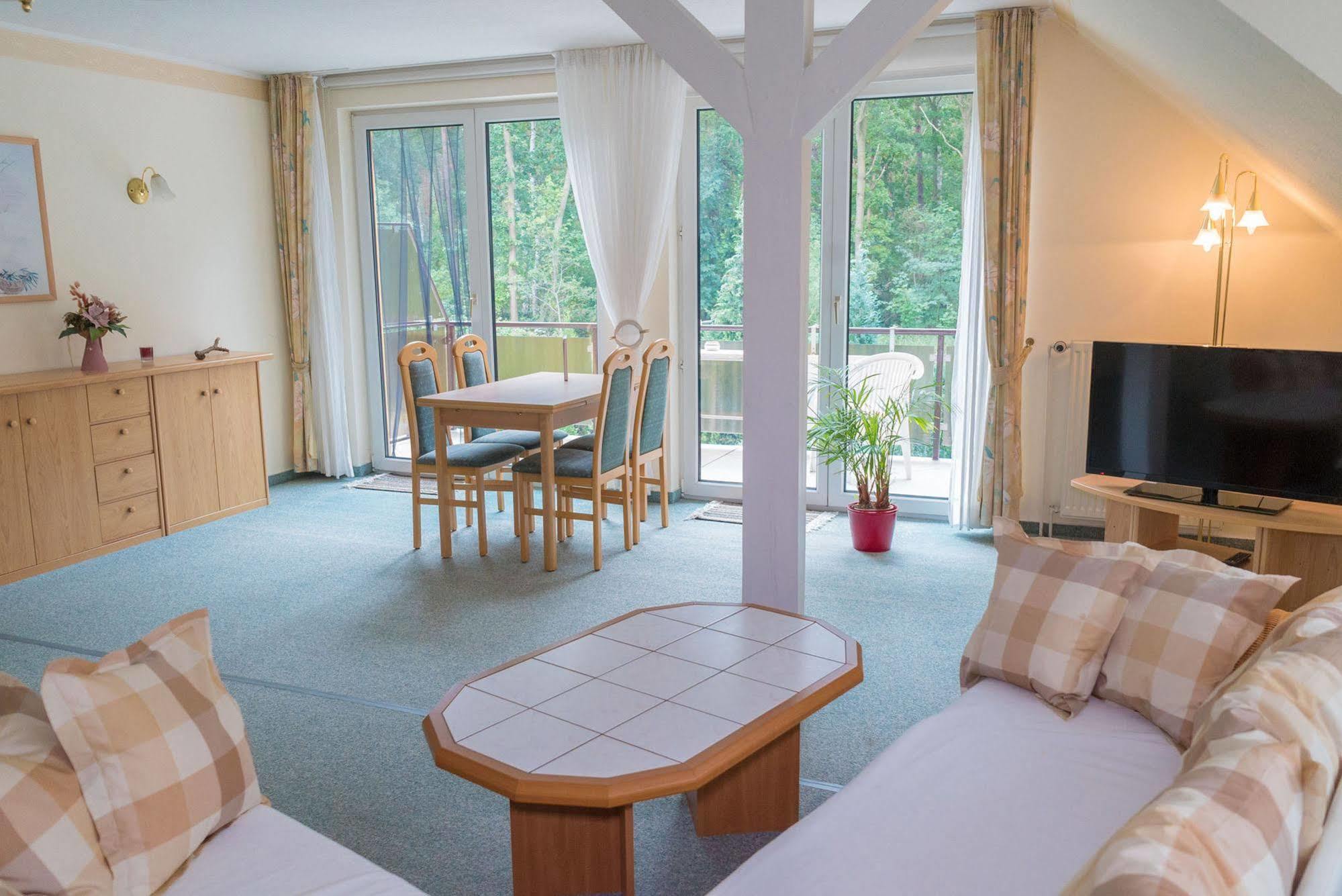 Ferienhus Baabe Fewo 01 Terrasse, Sauna- Und Schwimmbadnutzung Im Ahoi Sellin المظهر الخارجي الصورة
