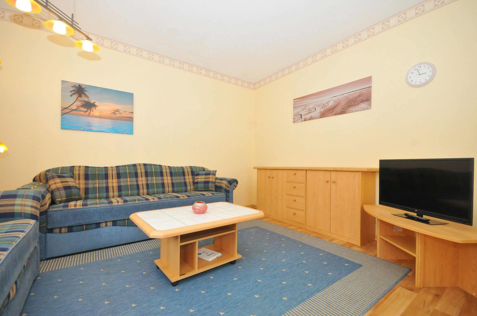 Ferienhus Baabe Fewo 01 Terrasse, Sauna- Und Schwimmbadnutzung Im Ahoi Sellin المظهر الخارجي الصورة